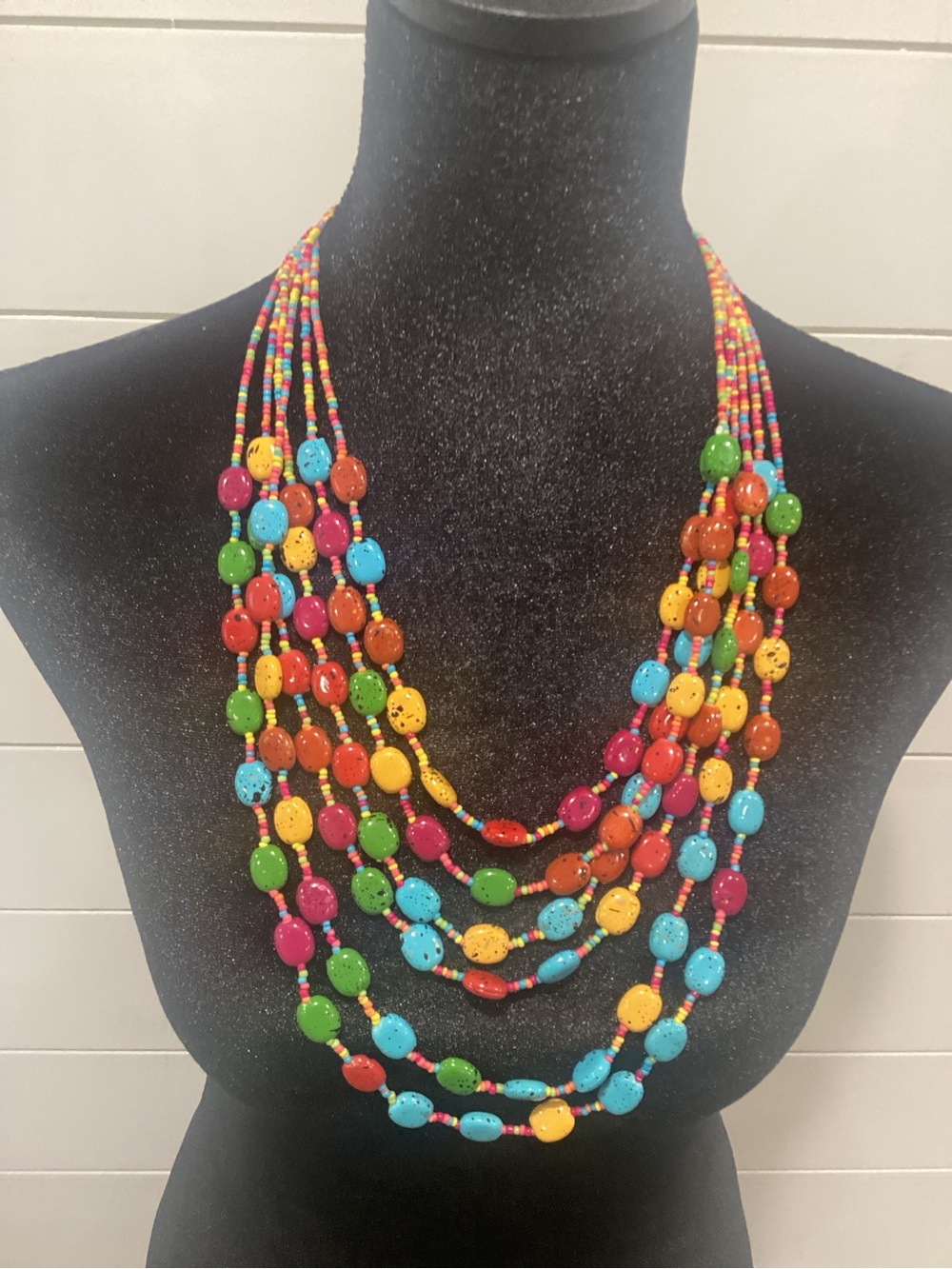 Multicolor Beaded Layered Necklace - Vibrant Statement Jewelry - Picture 2 of 6